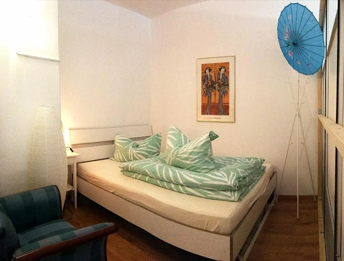 Apt Next To Nuremberg Central-Station, Fair 10Min 0*,